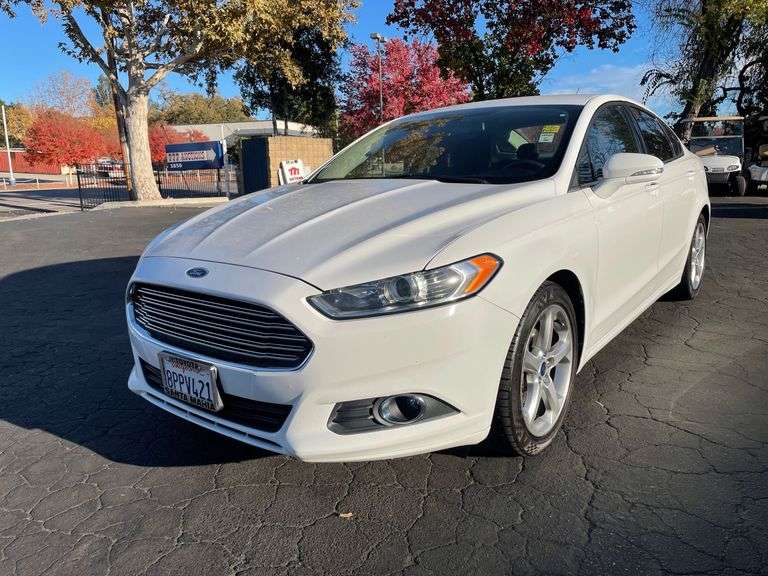 2014 Ford Fusion SE with 96k miles