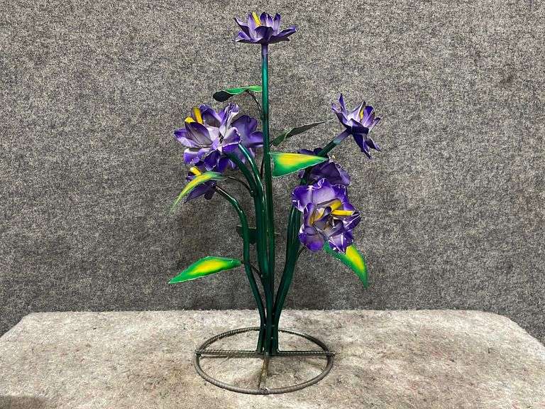 Purple Metal Flower Yard Art