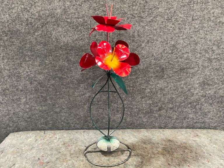 Metal Outdoor Red Flower Stand