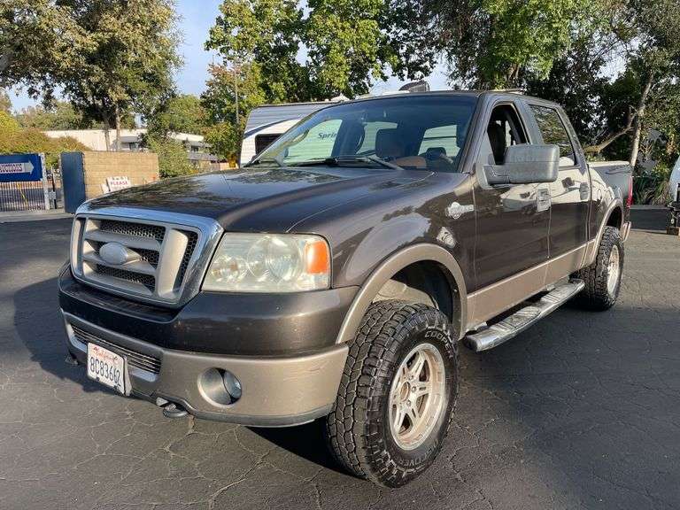 2006 Ford F-150 King Ranch 4x4 with 195k miles