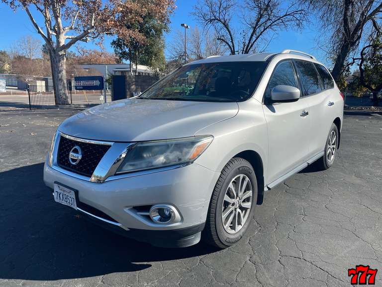 2015 Nissan Pathfinder with 160k miles
