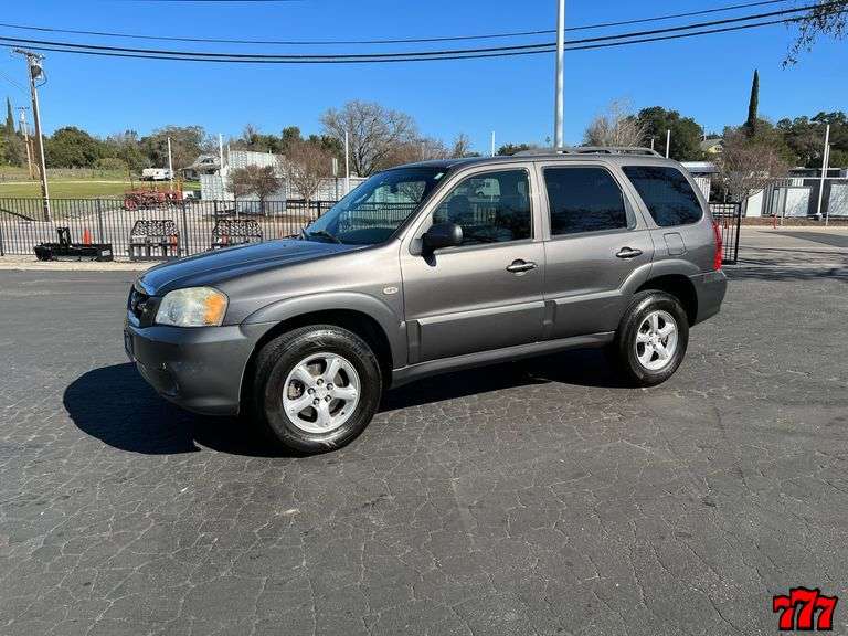 2005 Mazda Tribute w/ 153k Miles