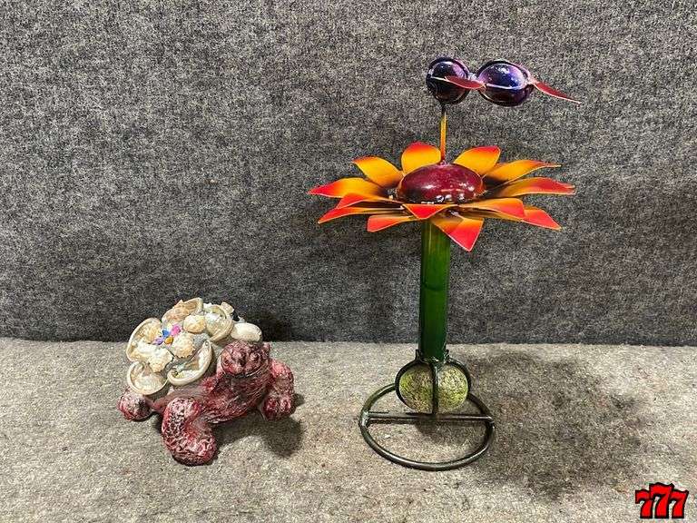 Metal Flower With Hummingbird And Shell/Cement Turtle 