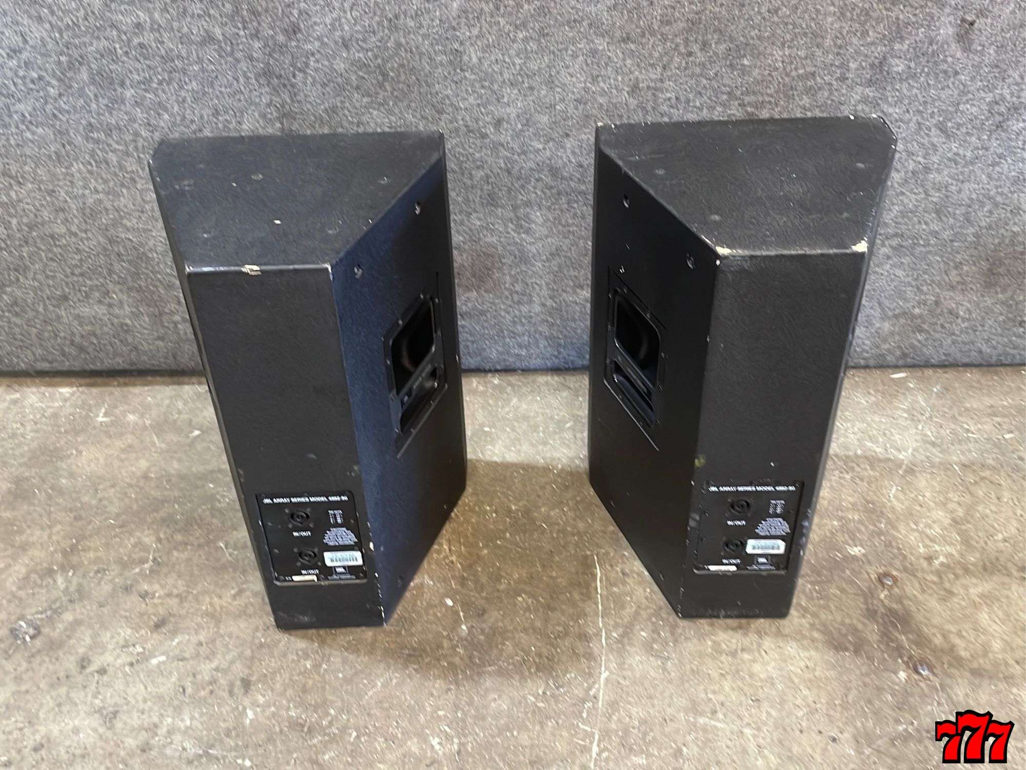 2 JBL Array Series Speakers Model 4892-90 - 777 Auction Company