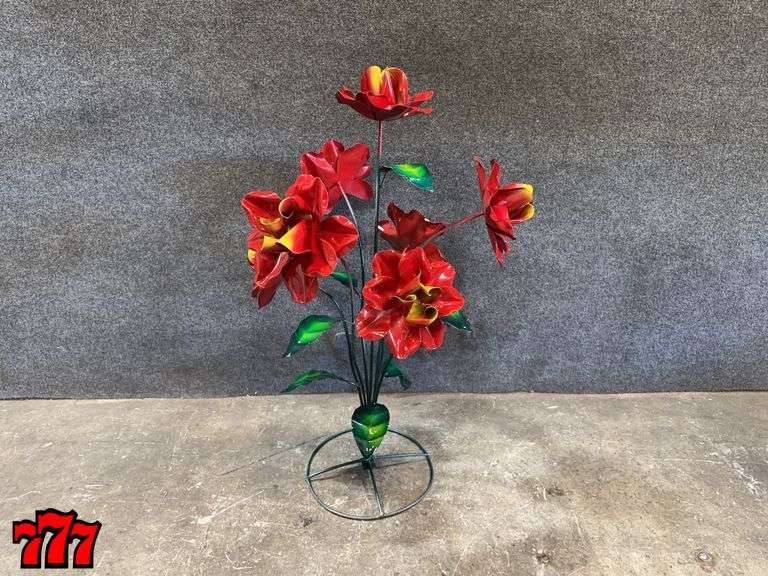 34” Tall Red Metal Flower Stand