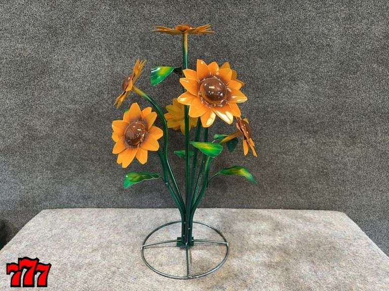 27” Tall Sunflower Stand