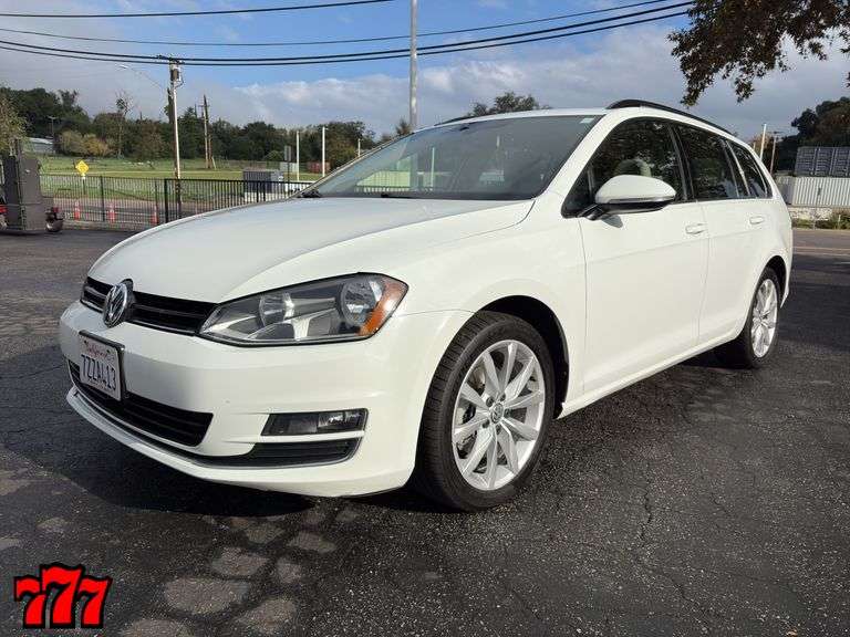 2017 Volkswagen Golf SE w/137K Miles