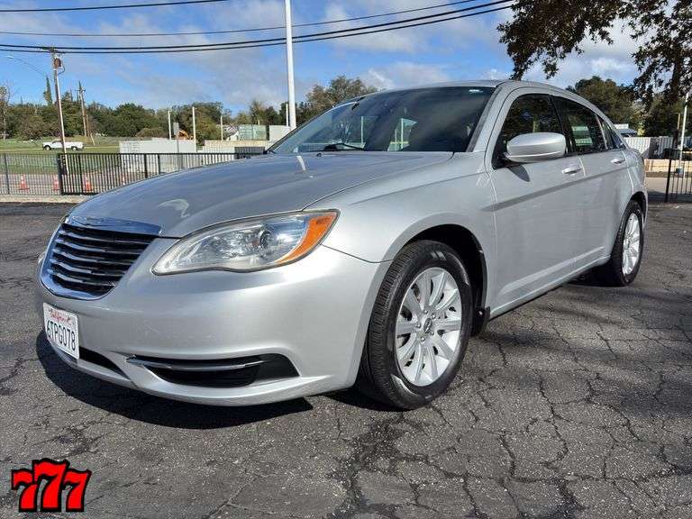 2011 Chrysler Touring 200 w/125K Miles