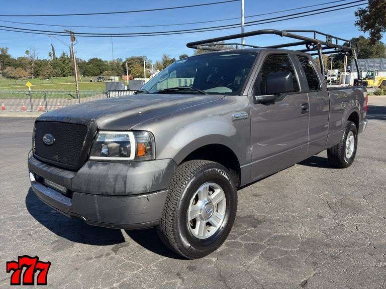 2005 Ford F-150 XL w/184K Miles