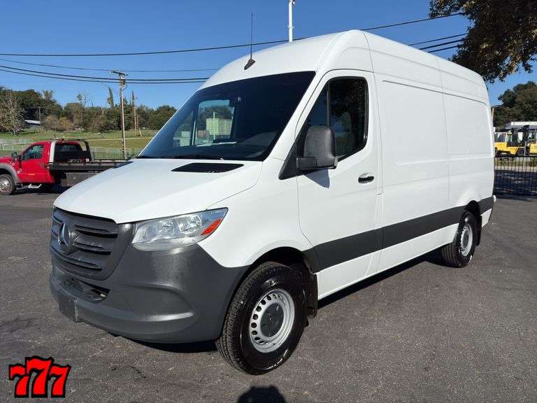 2020 Mercedes 2500 Sprinter Van w/183K Miles (Diesel)