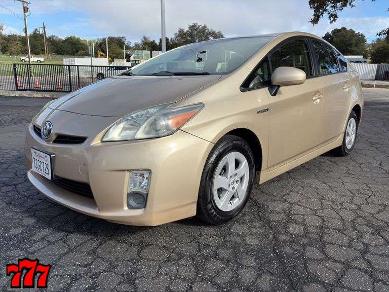 2011 Toyota Prius One w/167K Miles