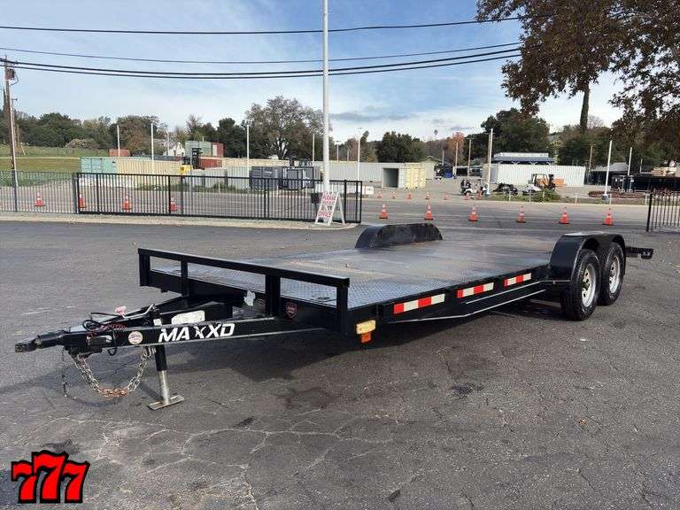 2019 MAXXD 20’ Trailer w/Ramps
