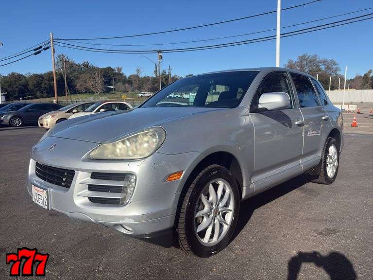 2009 Porsche Cayenne w/155K Miles