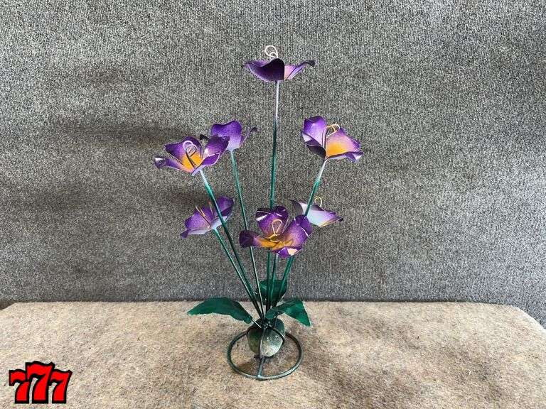 22” Tall Metal Purple Flower Stand