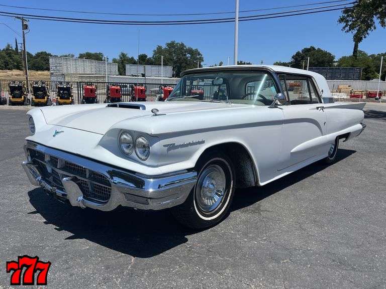 1958 Ford Thunderbird