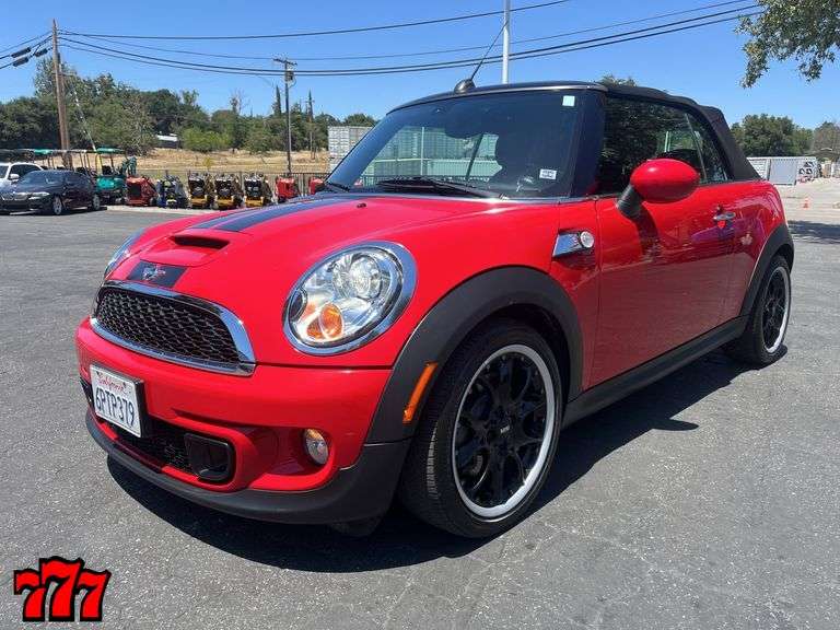2011 Mini Cooper S w/34K Miles