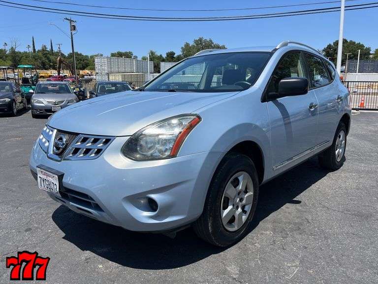 2015 Nissan Rogue AWD w/141K Miles