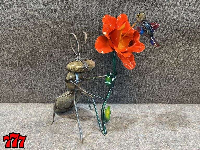 19” Tall Rock Ant w/ Orange Flower & Hummingbird