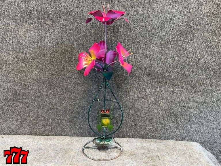 26” Tall Pink Metal Flower Stand w/ Swinging Frog