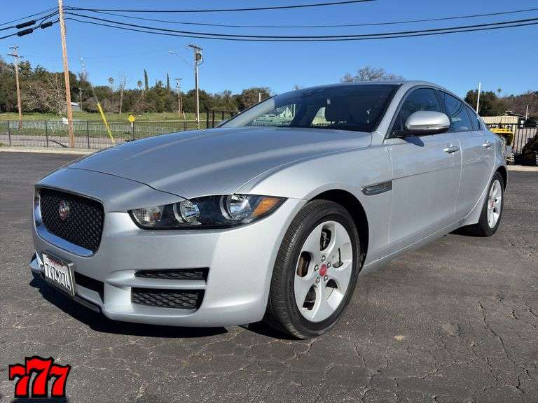 2017 Jaguar XE w/82K Miles