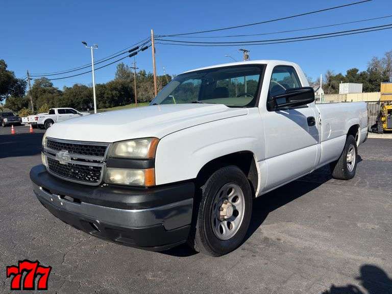2006 Chevrolet Silverado w/107K Miles