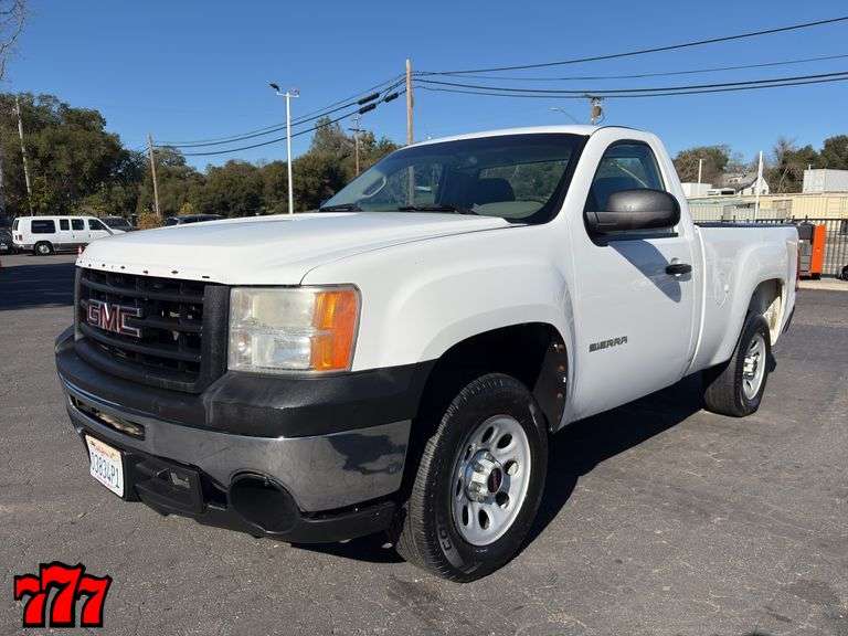 2013 GMC Sierra 1500 w/283K Miles