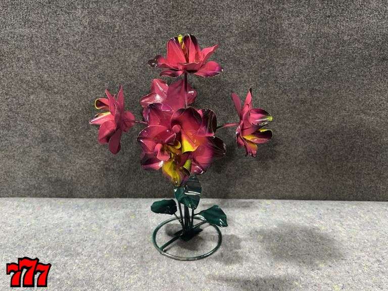 17” Tall Metal Pink Flower Stand