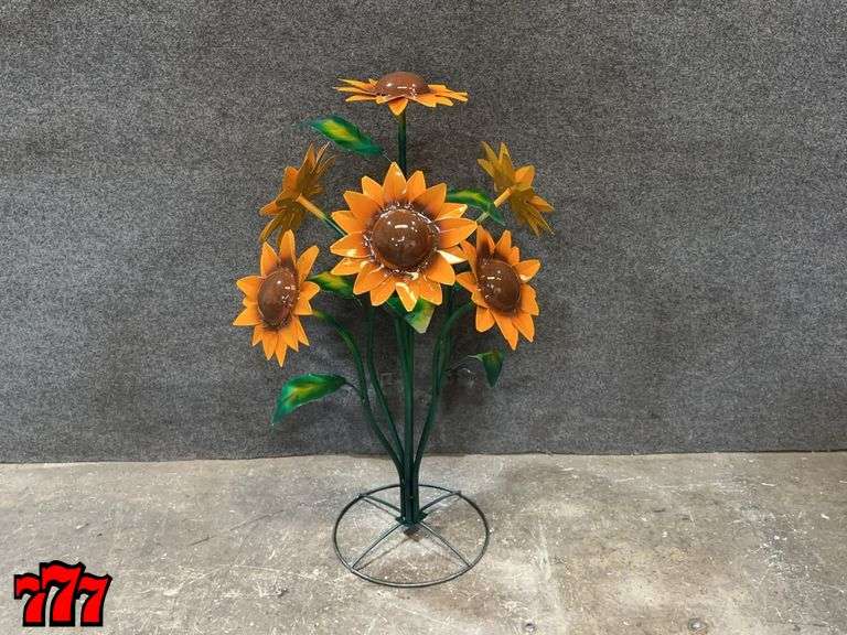37” Tall Metal Sunflower Stand