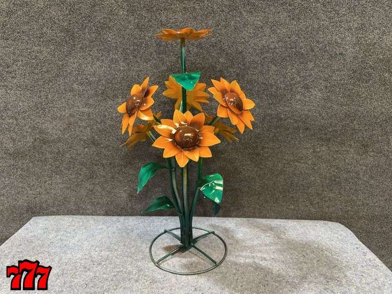 27” Tall Metal Sunflower Stand