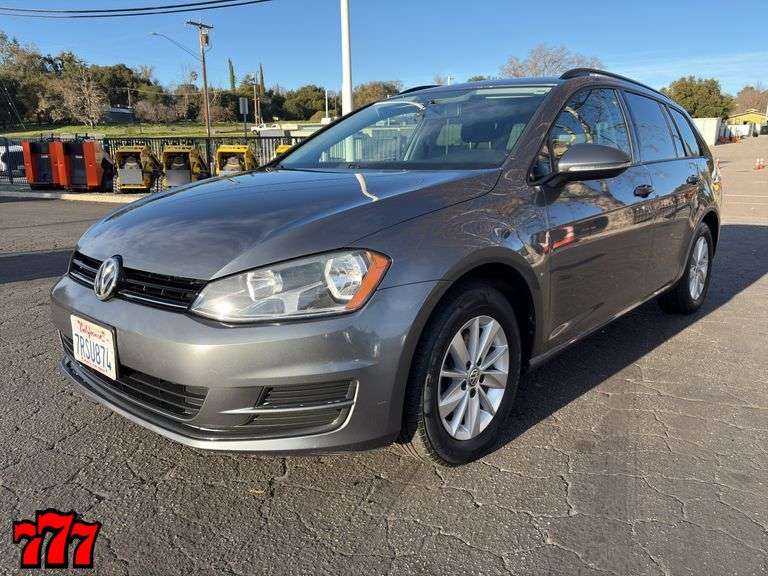 2015 Volkswagen Golf w/115K Miles