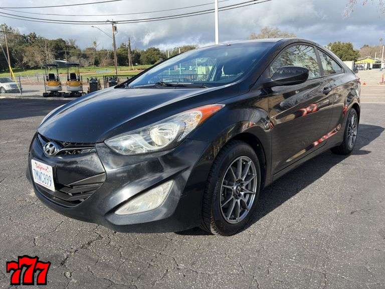 2013 Hyundai Elantra w/137K Miles
