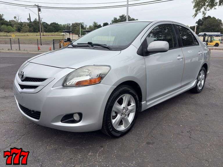 2007 Toyota Yaris w/168K Miles