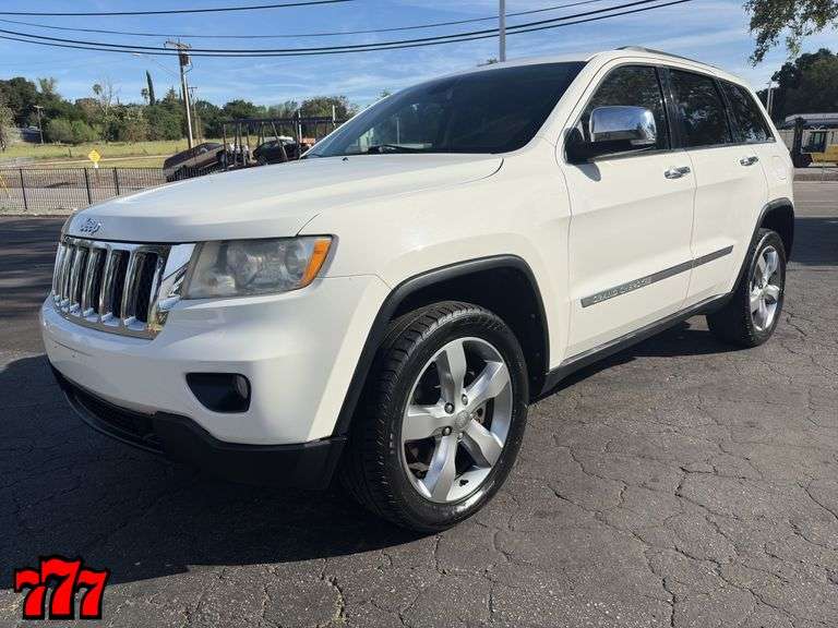 2011 Jeep Grand Cherokee Overland 4X4 w/123K Miles
