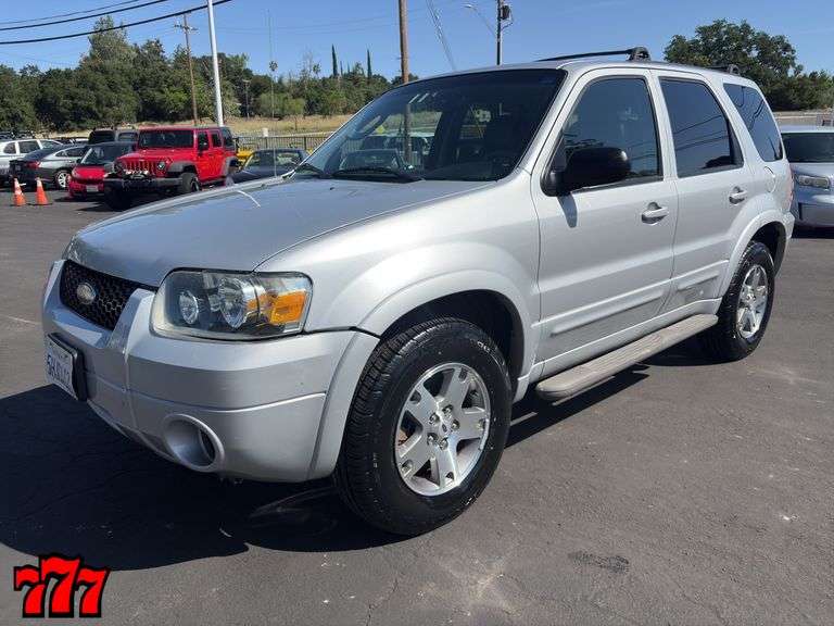 2005 Ford Escape Limited 4WD w/132K Miles