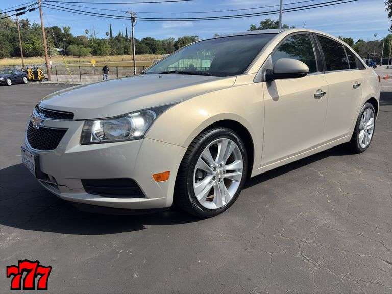 2011 Chevy Cruze LTZ w/117K Miles