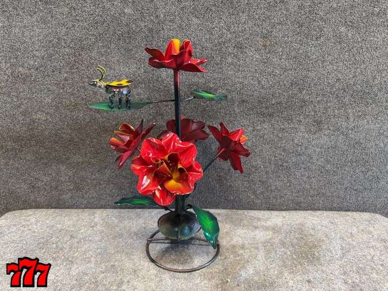 21” Tall Red Metal Flower Stand