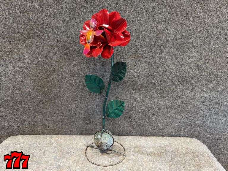 29” Tall Metal Red Flower Stand