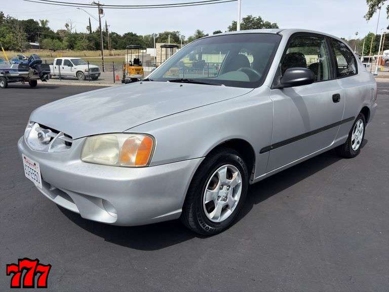 2002 Hyundai Accent w/89K Miles