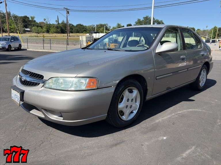 2000 Nissan Altima w/133K Miles