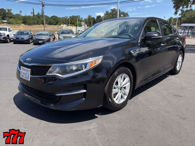 2016 Kia Optima FE w/72K Miles