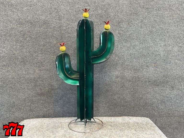 41” Tall Metal Cactus