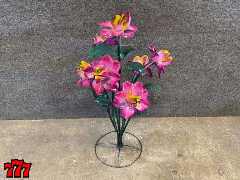 40” Tall Purple Metal Flower Stand