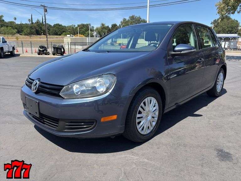 2013 Volkswagen Golf w/151K Miles