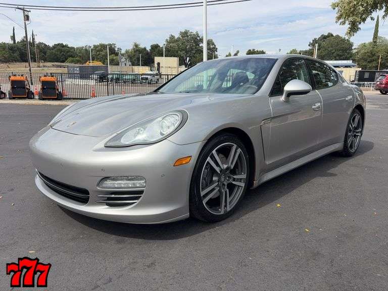 2013 Porsche Panamera 4 w/117K Miles