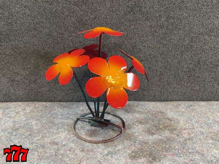 11” Tall Red Metal Flower Stand