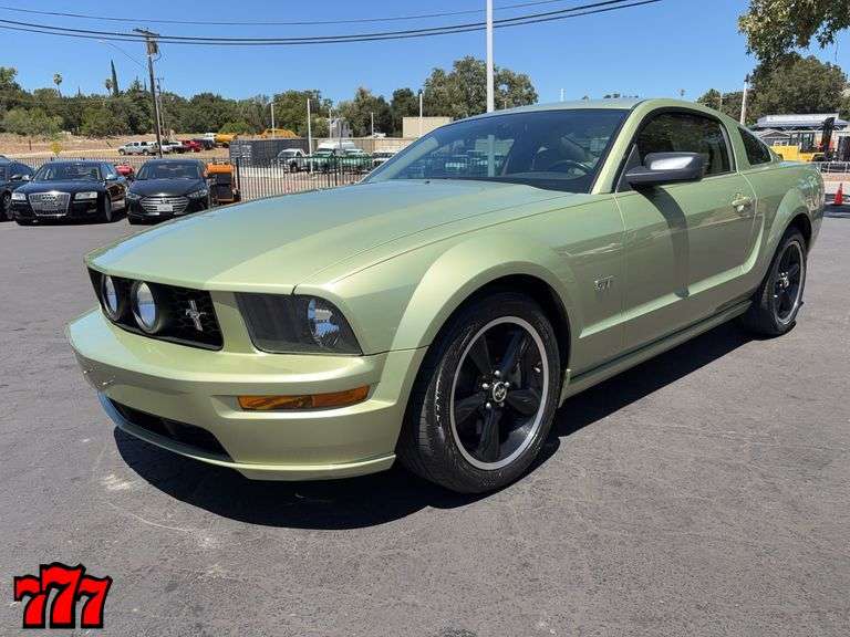 2006 Ford Mustang GT w/45K Miles