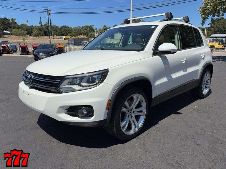 2013 VW Tiguan SEL w/63K Miles