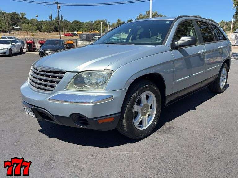 2005 Chrysler Pacifica w/105K Miles