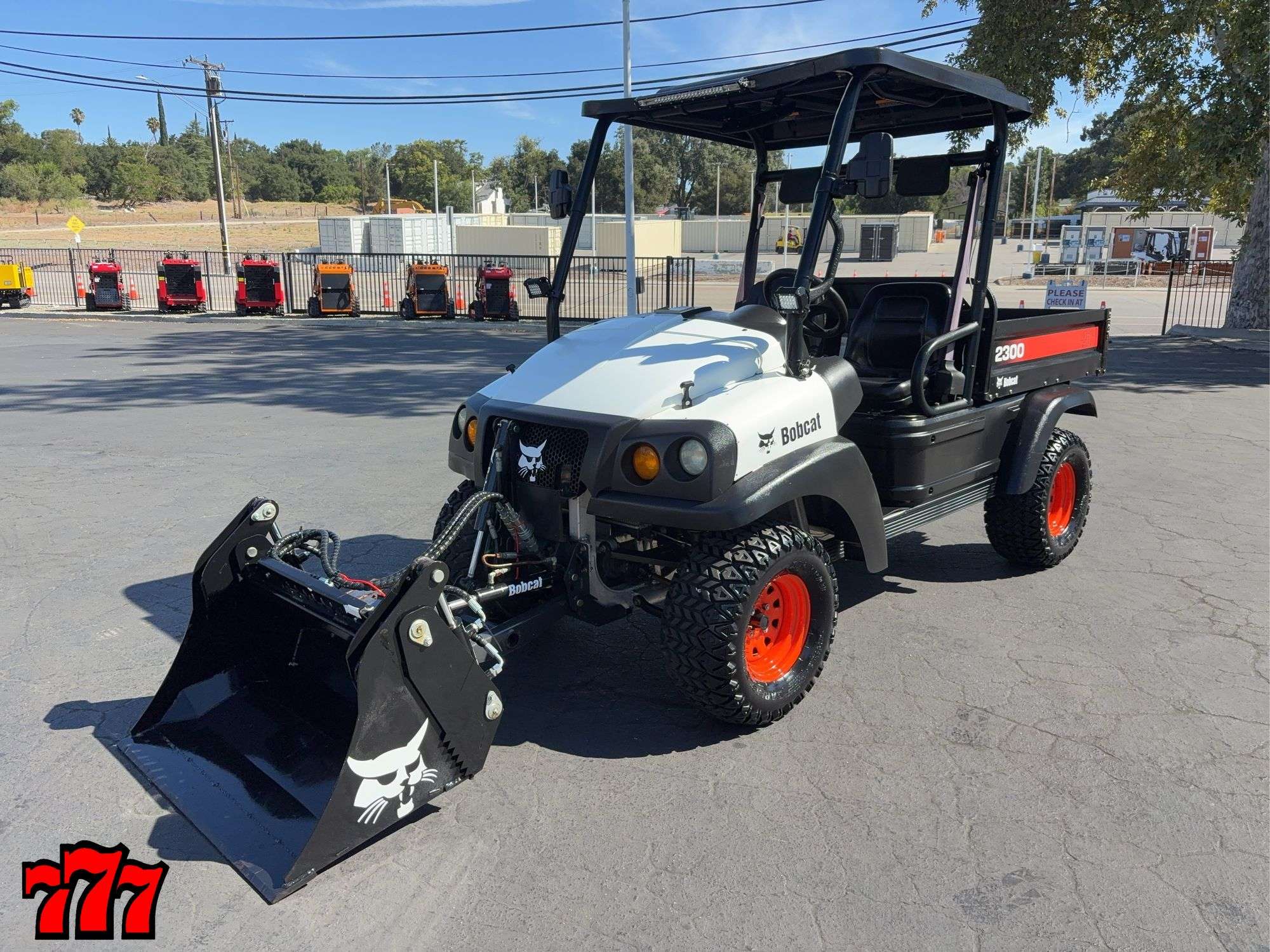 Bobcat 2300 UTV 4X4 w/738hrs