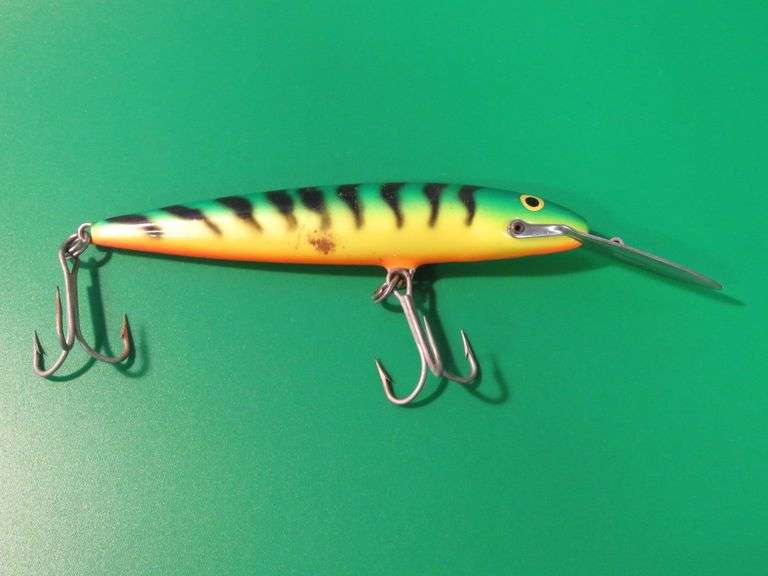 Rapala 5 1/2" Swimming CD14 Mag in excellent condition